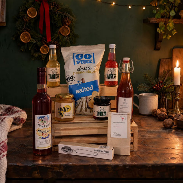 Kerstpakket met siroop, honing, kruidenthee, kombucha en port